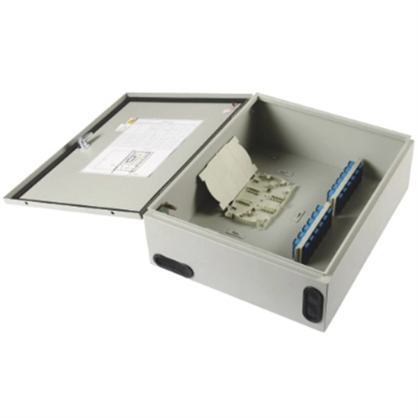Equipment power distribution box assembly