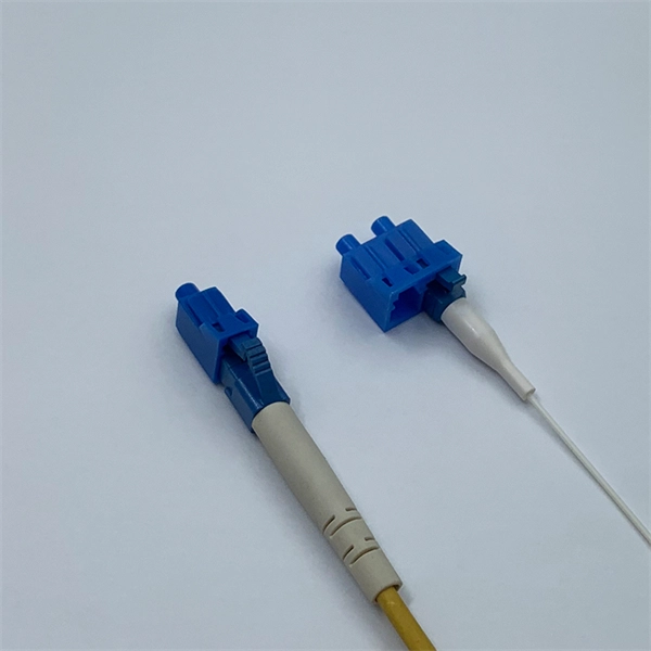 Arrangement of optical fiber cable joints