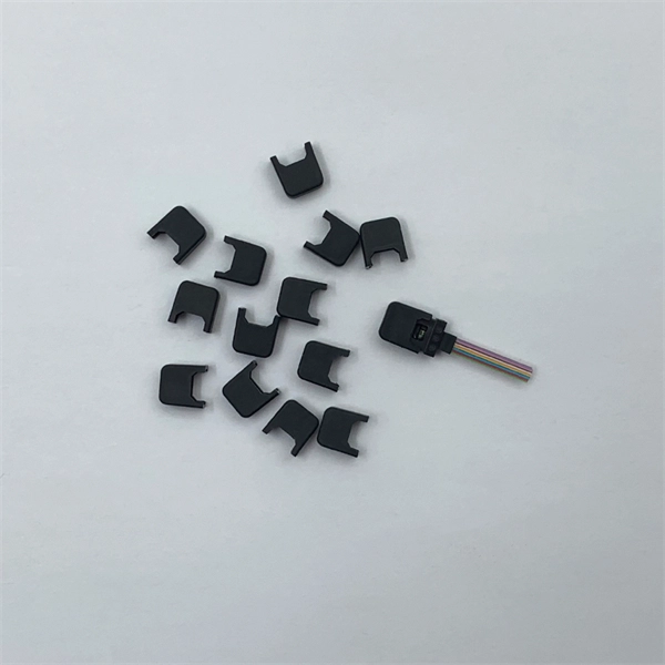 How to connect a fiber optic pigtail externally 