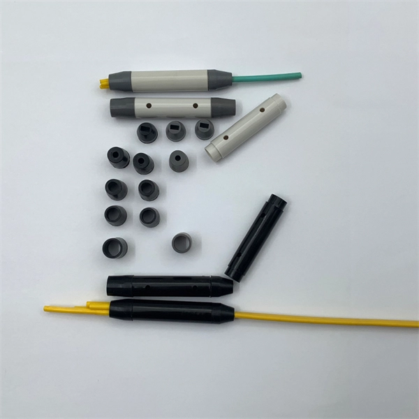 Vibration damping of fiber optic cable connectors