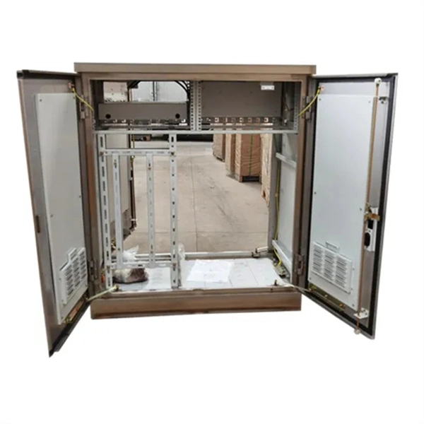 Photovoltaic panel inverter combiner box