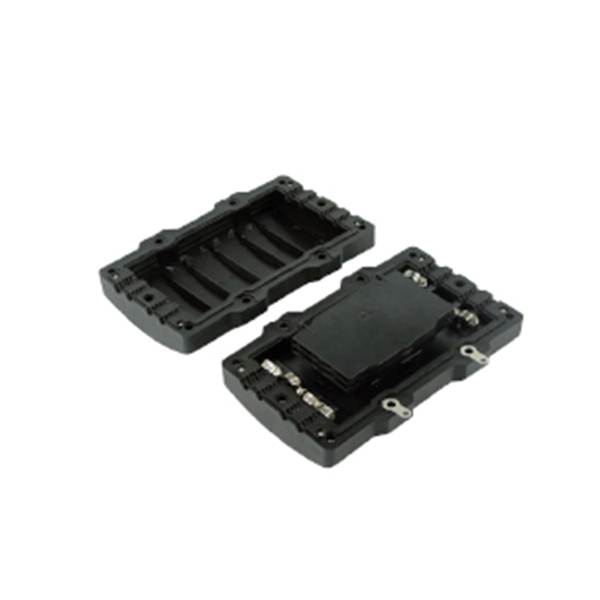 Bridging for distribution boxes
